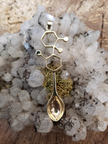 Kay Molecule Pendent