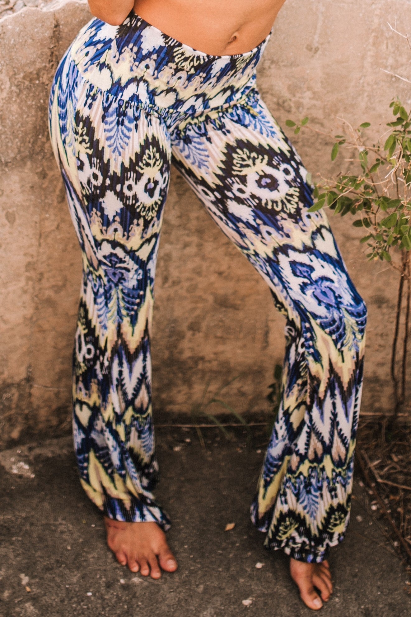 High Waist Bell Bottom Flare Pants Blue and Cream – Noralina