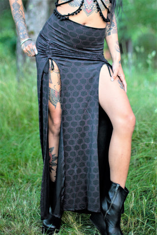 Priestess Skirt - Black Maroon Honeycomb Print